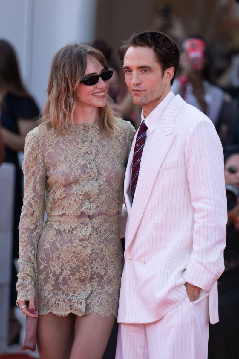 Robert Pattinson e Suki Waterhouse a Venezia 83 - foto Martina Dal Piano per Think Movies