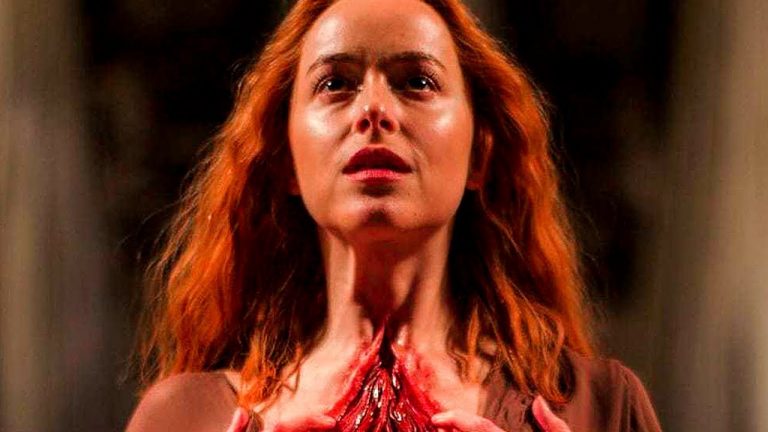 “SUSPIRIA”: la RECENSIONE del film omaggio di Luca Guadagnino a Dario Argento