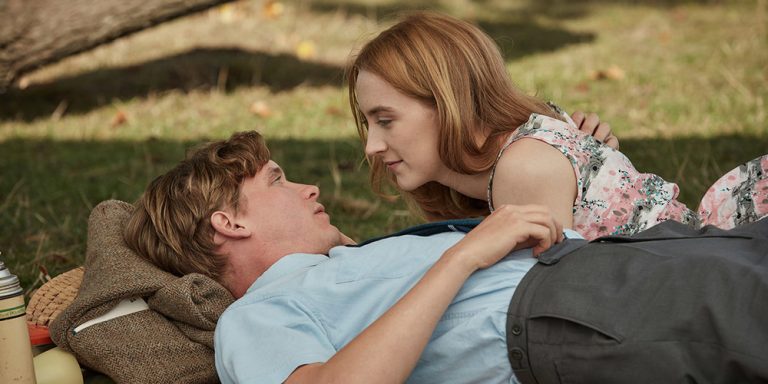 “CHESIL BEACH”: il POSTER, le IMMAGINI e il TRAILER del film con protagonista SAOIRSE RONAN e BILLY HOWLE