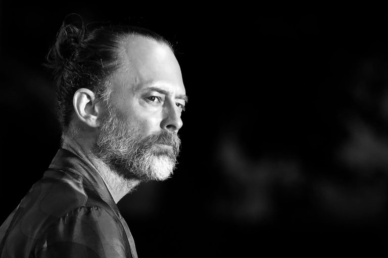 “SUSPIRIA”: le FEAUTURETTE “INTERVISTA CON THOM YORKE” e “LA NASCITA DI SUSPIRIA”