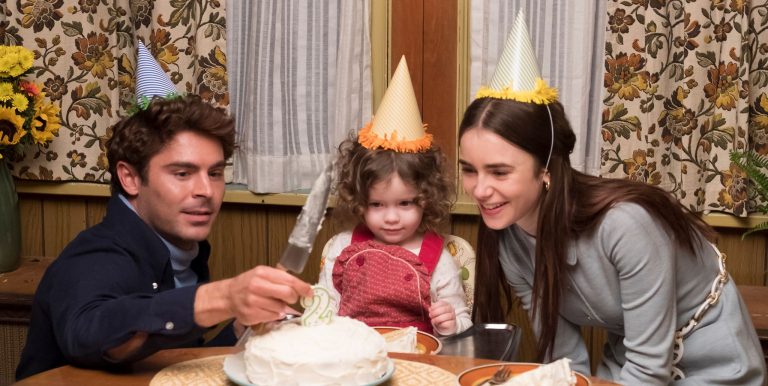 “THE BUNDY – FASCINO CRIMINALE”: il Trailer del Film con Zac Efron e Lily Collins, dal 9 maggio al cinema.