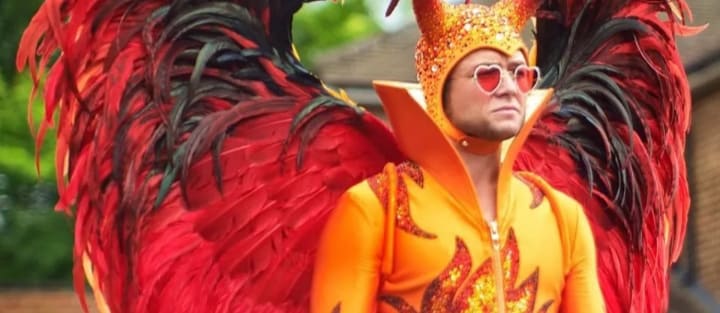 “ROCKETMAN”: Nuova Immagine di Taron Egerton nei panni di Elton John.