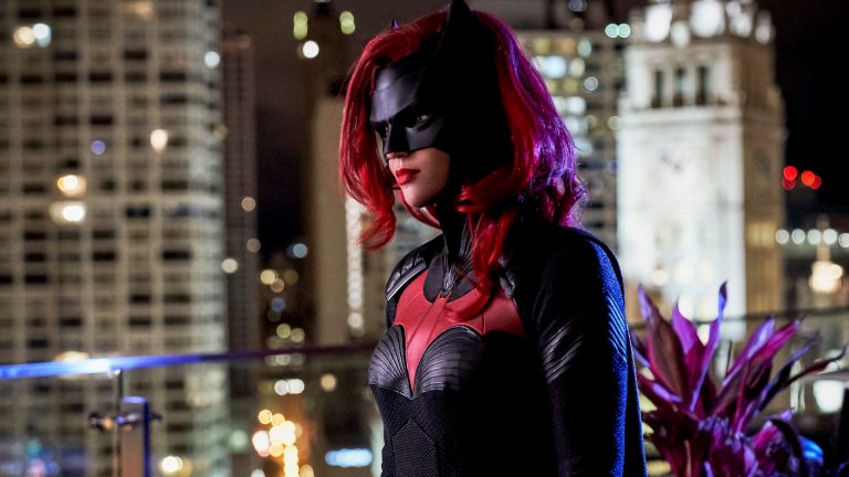 “BATWOMAN”: il Primo Trailer con Ruby Rose nelle vesti della supereoina.