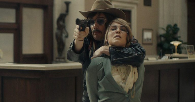 “RAPINA A STOCCOLMA”, il Trailer Ufficiale della crime comedy con Ethan Hawke e Noomi Rapace.
