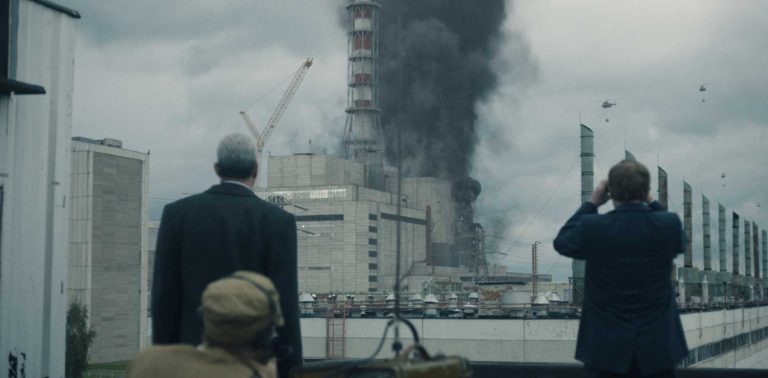 “Chernobyl”: il protagonista Alex Ferns rivela la morte dello zio a causa della pioggia nucleare.