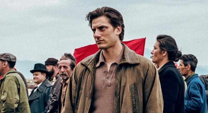“MARTIN EDEN”: il Trailer Ufficiale del film con Luca Marinelli a Venezia 76
