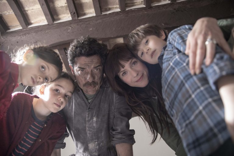 “Mio Fratello Rincorre I Dinosauri”: il Poster Ufficiale del film al cinema dal 5 settembre.