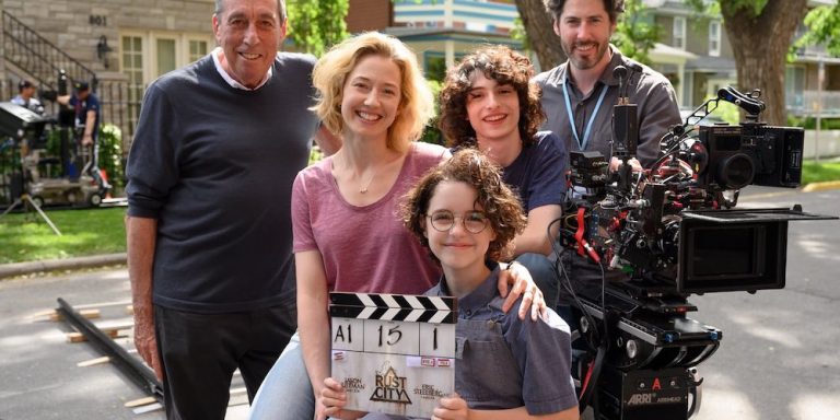 “GHOSTBUSTERS 3”: Jason Reitman rivela l’inizio delle riprese con uno scatto dal set.