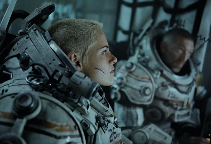 “UNDERWATER”: le Prime Immagini e il Trailer Ufficiale del thriller con protagonista Kristen Stewart.