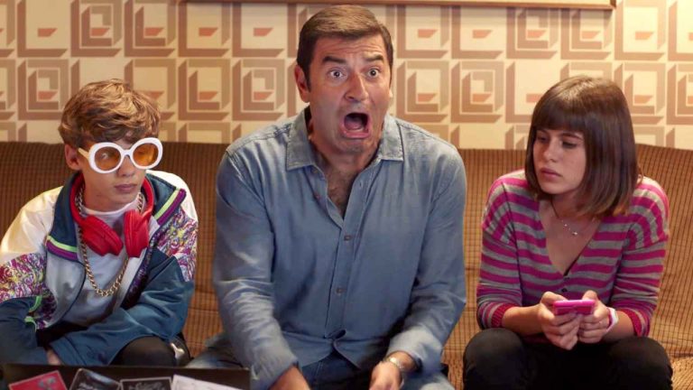 “APPENA UN MINUTO”, Poster e Trailer Ufficiale del nuovo film di Francesco Mandelli dal 3 ottobre al cinema