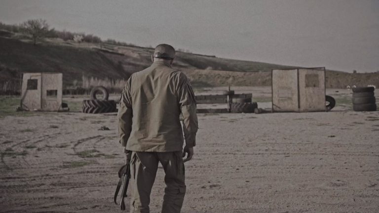 “IL VARCO” di Federico Ferrone e Michele Manzolini – il Poster e il Trailer