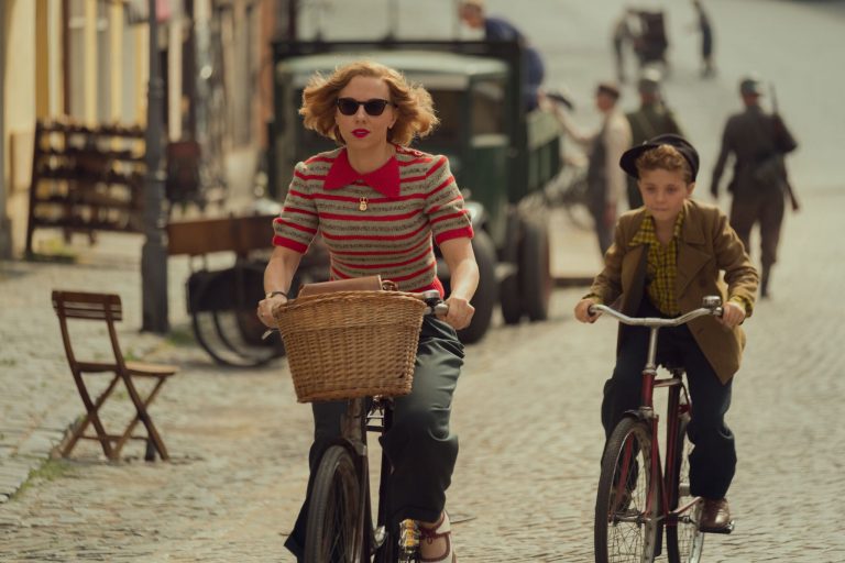 “Jojo Rabbit”, la Clip del film di Taika Waititi