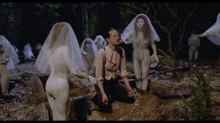 “Santa Sangre”, il Poster e il Trailer Ufficiali del film di Alejandro Jodorowsky –  di nuovo al cinema dal 25 Novembre