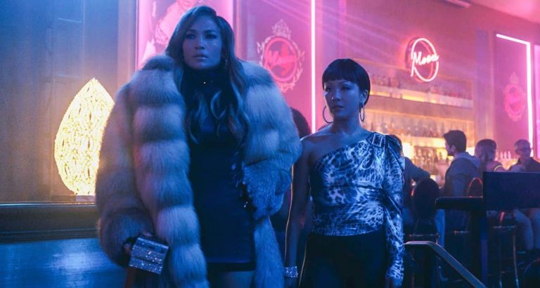 “Le Ragazze di Wall Street”, JLO e il suo “Business is Business” nel film presentato alla Festa del Cinema di Roma – la Recensione