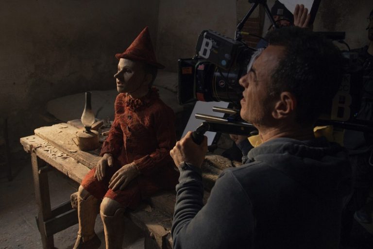Pinocchio, Matteo Garrone e Roberto Benigni raccontano il nuovo adattamento