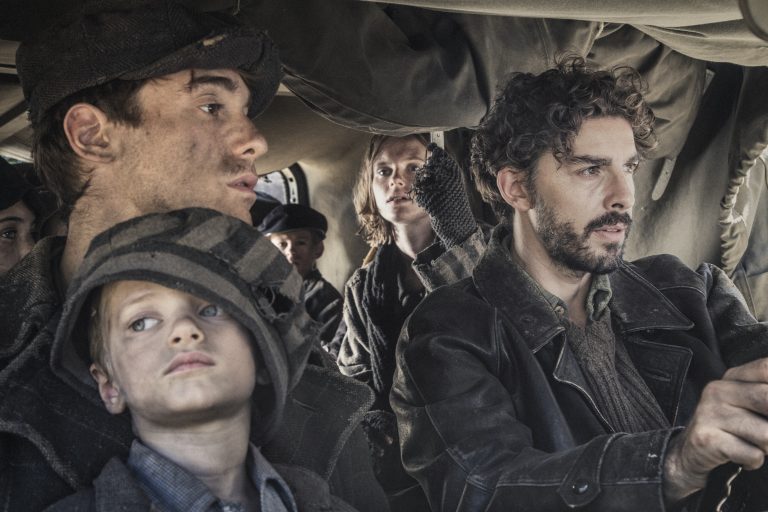 “La Guerra è Finita”: i segni dello sterminio sulla pelle degli infanti – Recensione serie Tv