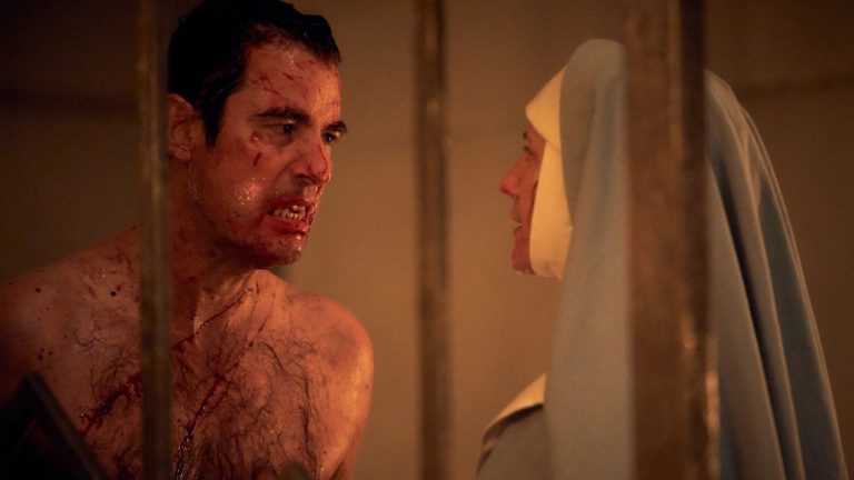 “Dracula”, il Final Trailer della miniserie dal 4 gennaio su Netflix