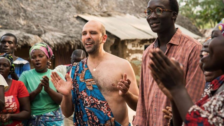 Checco Zalone batte se stesso: record storico d’incassi per “Tolo Tolo” 