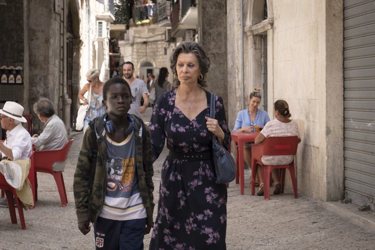 “La Vita Davanti a Sé”, il nuovo film con Sophia Loren in esclusiva su Netflix