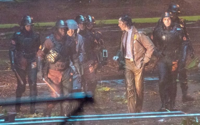 “Loki”, Tom Hiddleston nelle Prime Immagini del set della serie Disney+