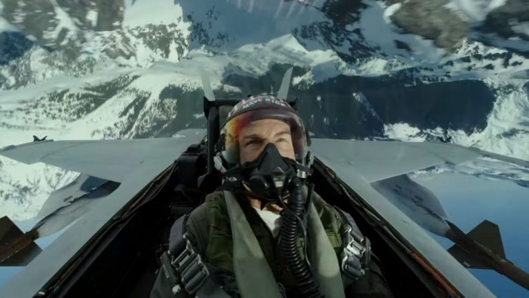 Top Gun: Maverick, anticipata l’uscita del film con Tom Cruise