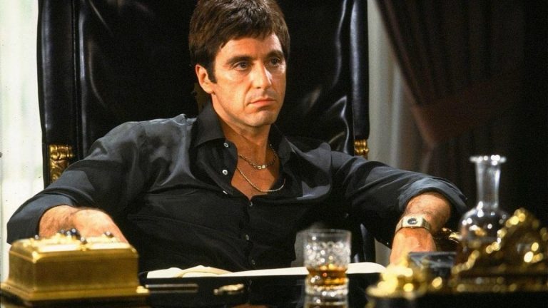 Scarface: Luca Guadagnino guiderà il remake del celebre film di Brian De Palma