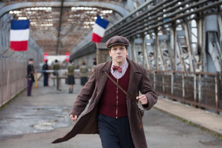 “Resistance – La Voce del Silenzio”: la Prima Clip Ufficiale del film con Jesse Eisenberg nei panni di Marcel Marceau