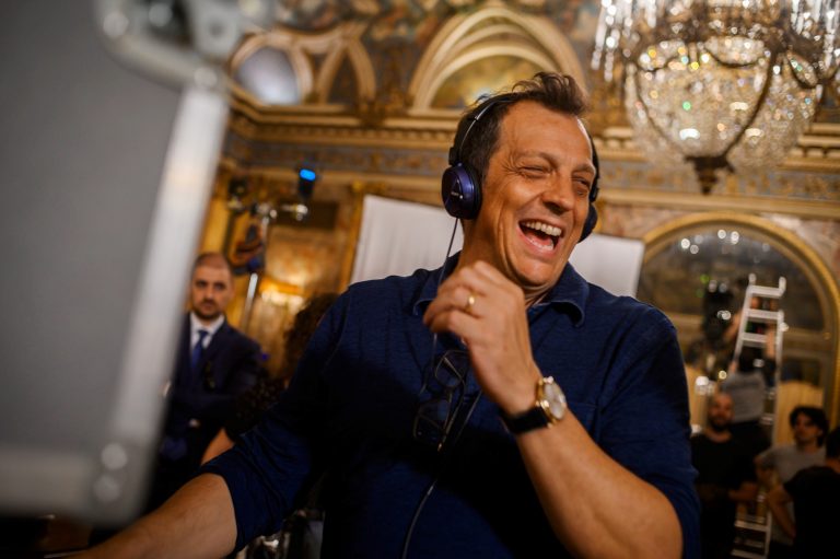 “A Casa Tutti Bene”: in arrivo la prima serie tv firmata da Gabriele Muccino