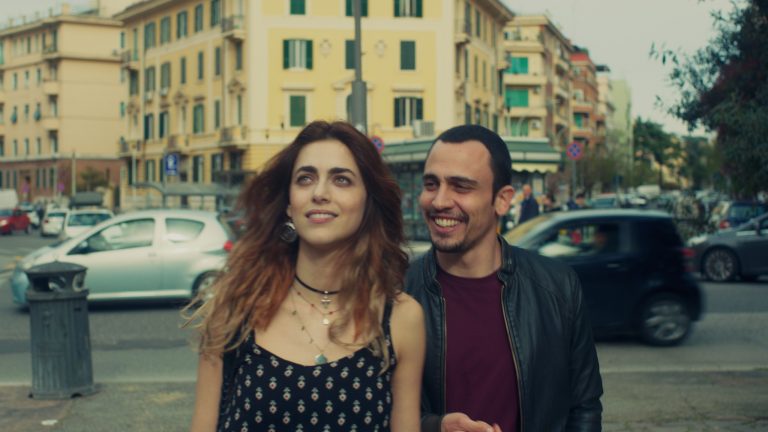 “L’Amore a Domicilio” con Miriam Leone e Simone Liberati dal 22 luglio in sala e nelle arene