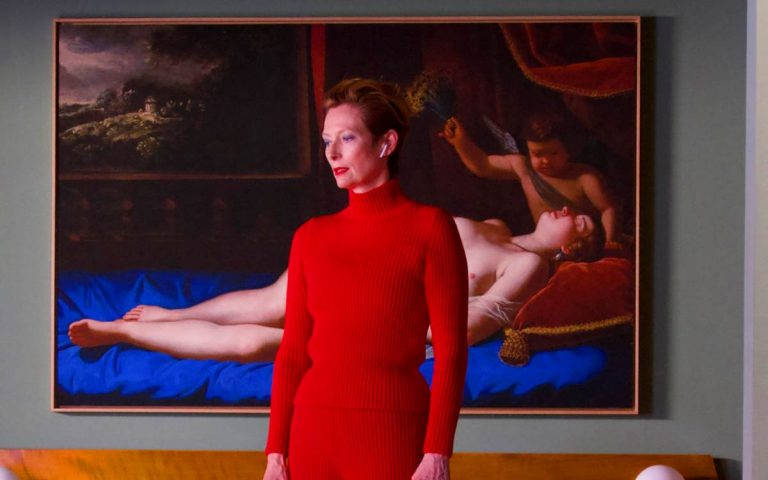 “La Voz Humana”: la Prima Clip del mediometraggio diretto da Pedro Almodovar con Tilda Swinton