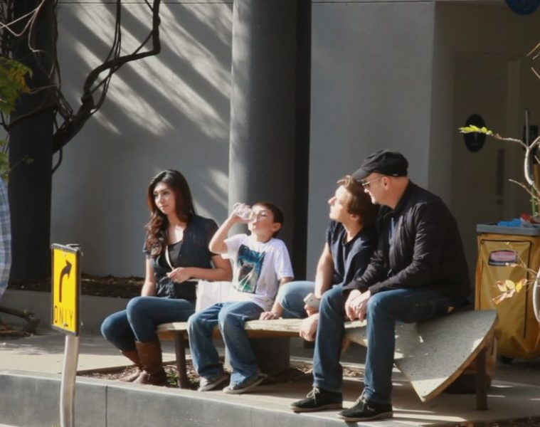 “Tuttinsieme”: il documentario autobiografico di Marco Simone Puccioni dal 31 agosto al cinema