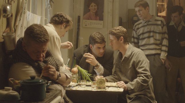 “Dovlatov – I libri Invisibili”: il Poster Ufficiale del film al cinema dal 5 novembre