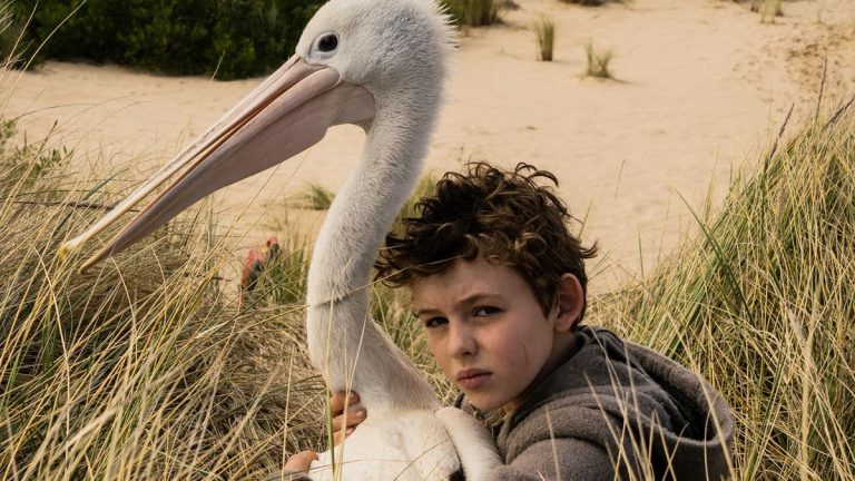 “Storm Boy”: il Poster e il Trailer del film con Jai Courtney e Geoffrey Rush al cinema dal 19 novembre