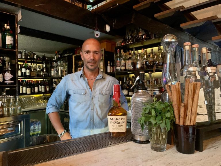 Roberto Gulino proprietario e bar manager de La Bodega di Cosenza Think Movies