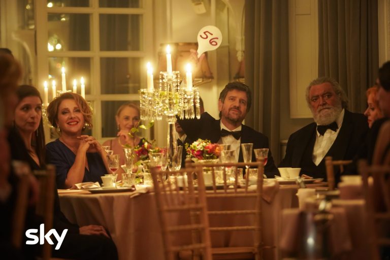 “Ridatemi mia Moglie”: il Cast e le Prime Immagini della commedia Sky Original