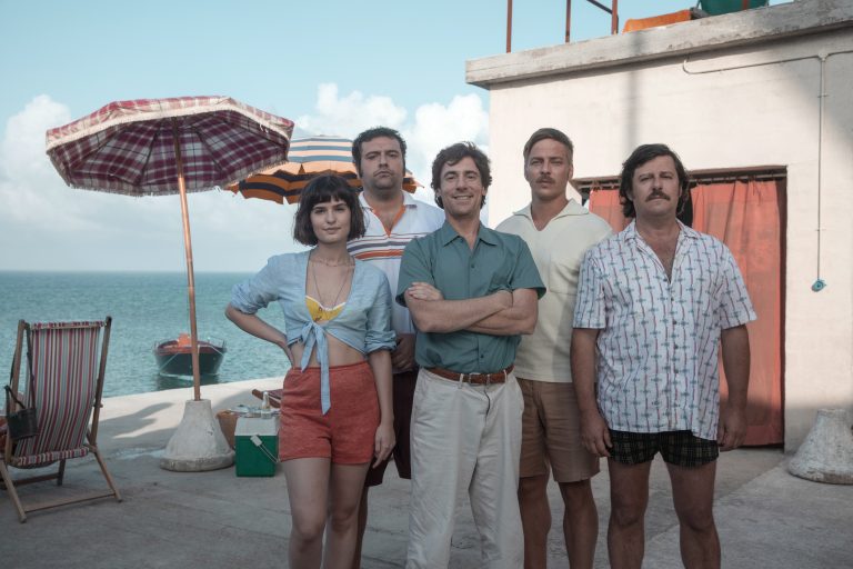 L’incredibile storia dell’Isola delle Rose: Sidney Sibilia, Matteo Rovere, Elio Germano e il cast raccontano l’inimmaginabile storia