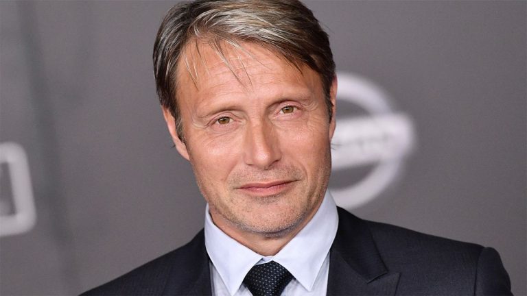 “Animali Fantastici 3”: Mads Mikkelsen è ufficialmente il nuovo Gellert Grindewald!