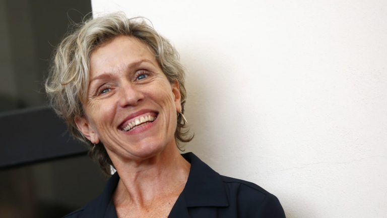 “Women Talking”: Frances McDormand produrrà e interpreterà l’adattamento diretto da Sarah Polley