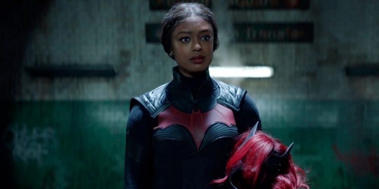 “Batwoman”: il Poster e le Prime Immagini Ufficiali della seconda stagione