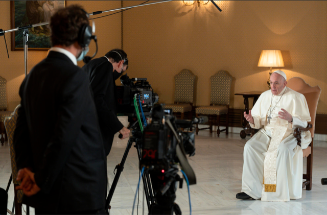 “Sharing the Wisdom of Time/La Saggezza del Tempo”: annunciata la docu – serie ispirata al libro di Papa Francesco