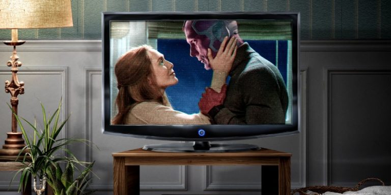 “WandaVision”: il Nuovo Poster della serie porta i fan negli anni 2000