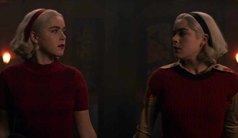 “Le Terrificanti Avventure di Sabrina”: Kiernan Shipka e il cast raccontano le loro magiche esperienze sul set