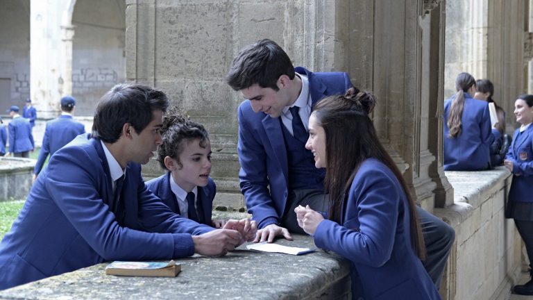 “El Internado: Las Cumbres”: il Trailer Ufficiale della serie spagnola dal 19 febbraio su Amazon