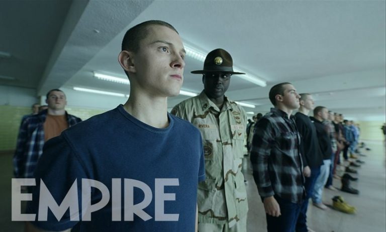 “Cherry”: Tom Holland nella Nuova Immagine del dramma diretto da fratelli Russo con Tom Holland