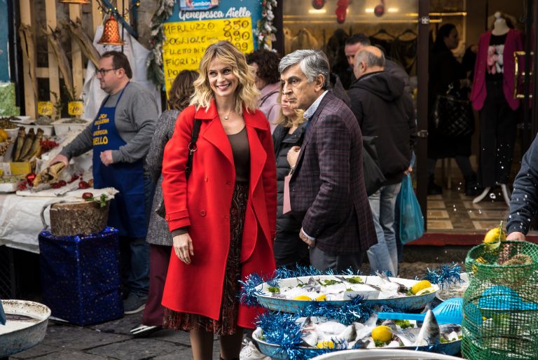 “Con tutto il Cuore”: Vincenzo Salemme e Serena Autieri nelle Nuove Immagini da set