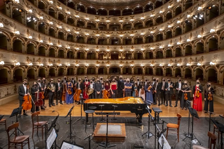Ludwig Van Beethoven | 5 cose da sapere sulla sua musica: Alessandro Baricco al Teatro Comunale di Ferrara dal 26 marzo su Nexo+