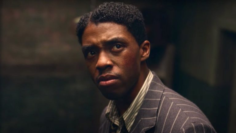 Golden Globes 2021: il toccante discorso della moglie di Chadwick Boseman nel ritirare il premio assegnato al compianto marito