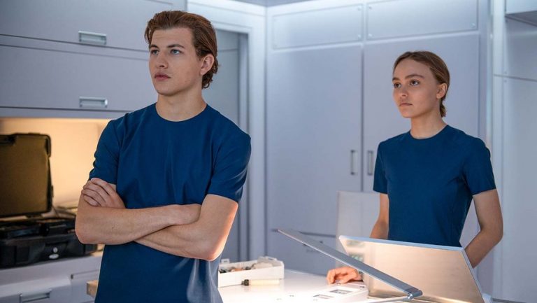 “Voyagers”: la Prima Clip Ufficiale del thriller con Tye Sheridan, Colin Farrell e Lily – Rose Depp