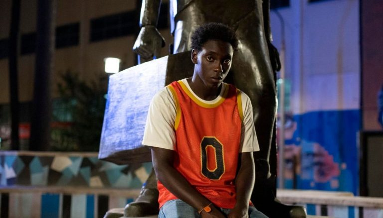 “Zero”: la Locandina e il Trailer della serie dal 21 aprile su Netflix