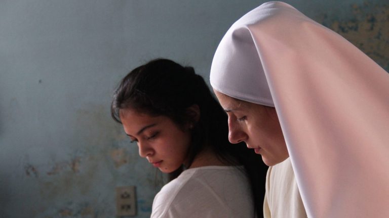 “Maternal”: il Poster e il Trailer del film di Maura Delpero al cinema dal 13 maggio